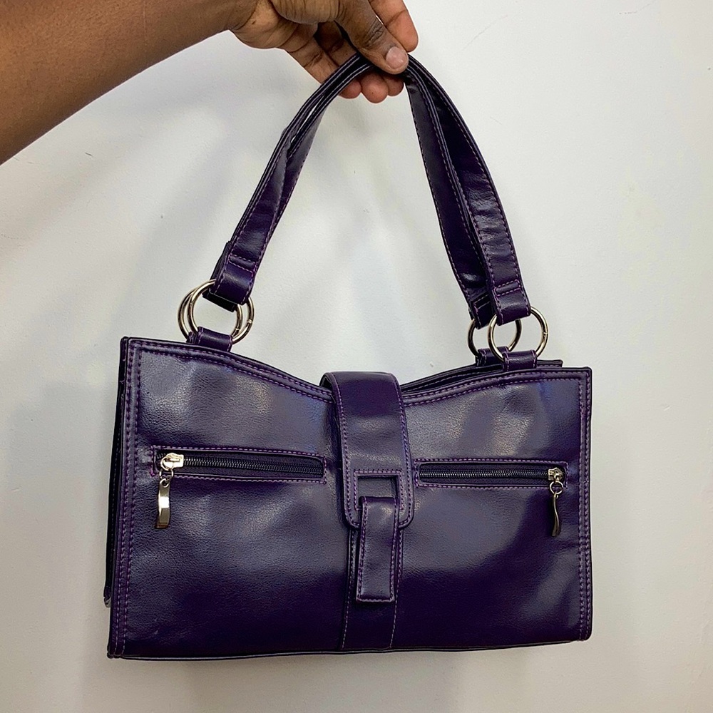 Envelope Shoulder Bag in Purple 😻
